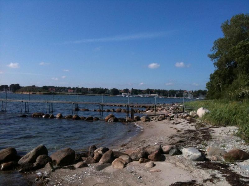Grastenhus Guesthouse Thurø By Екстериор снимка